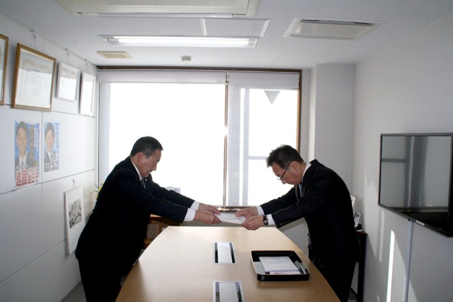 前期社内表彰の様子